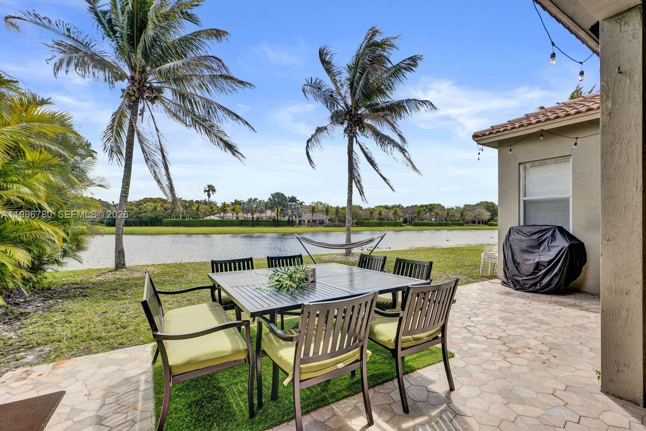 ISLES AT WESTON - Residential