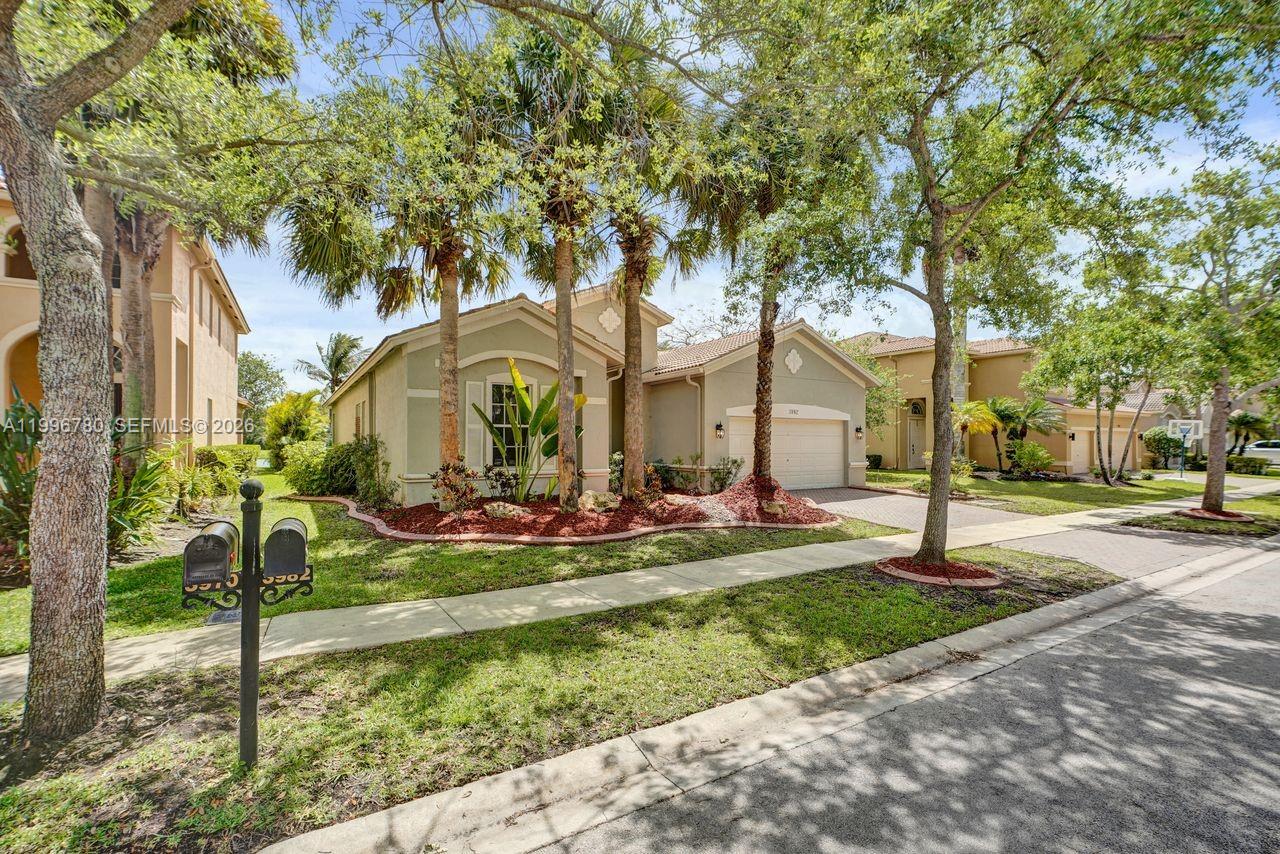 ISLES AT WESTON - Residential