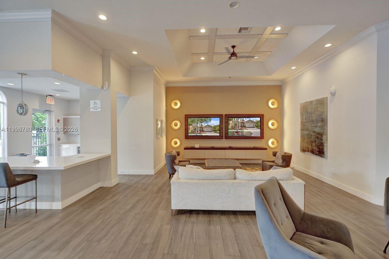 ISLES AT WESTON - Residential