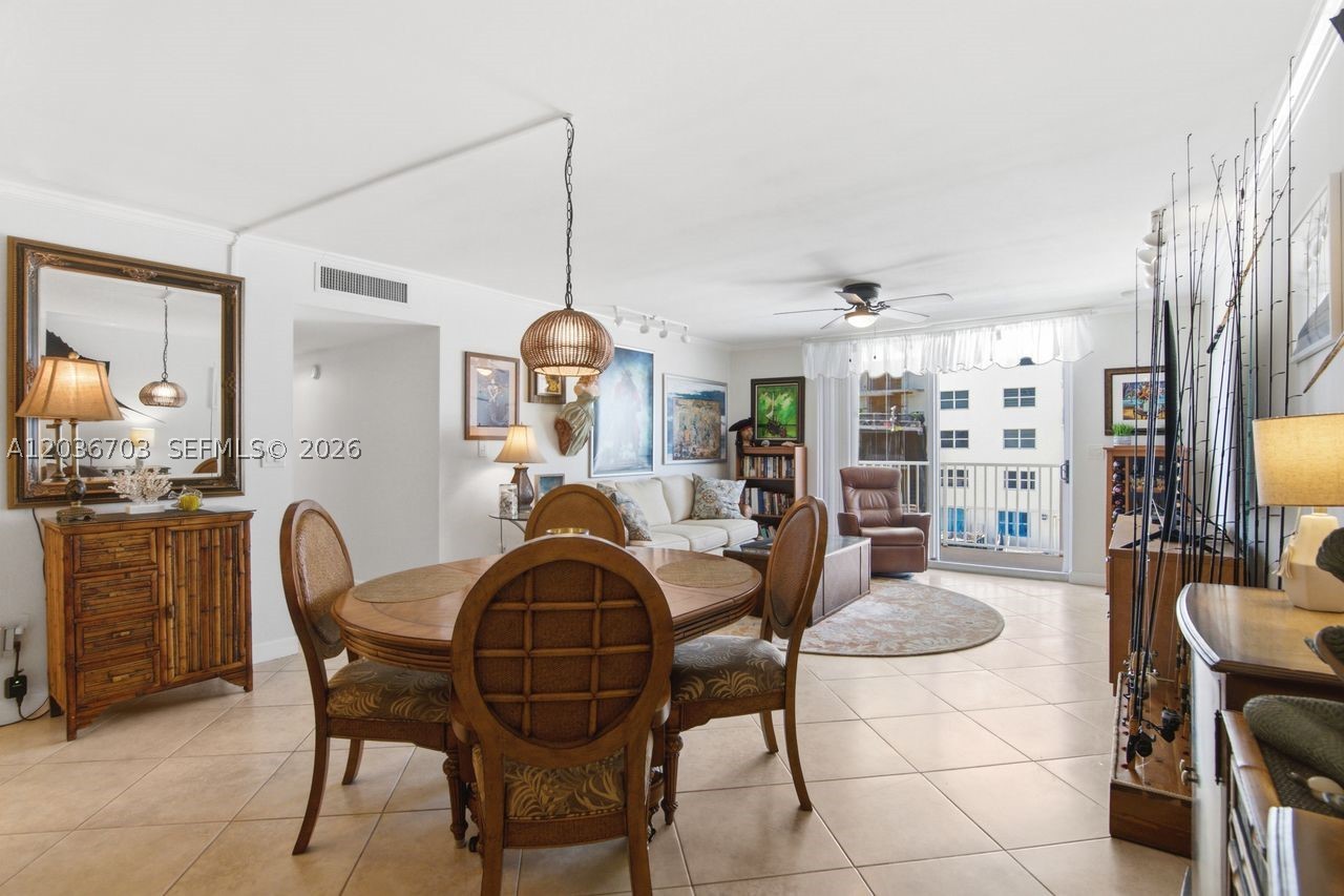 STRATFORD TOWERS CONDO - Residential