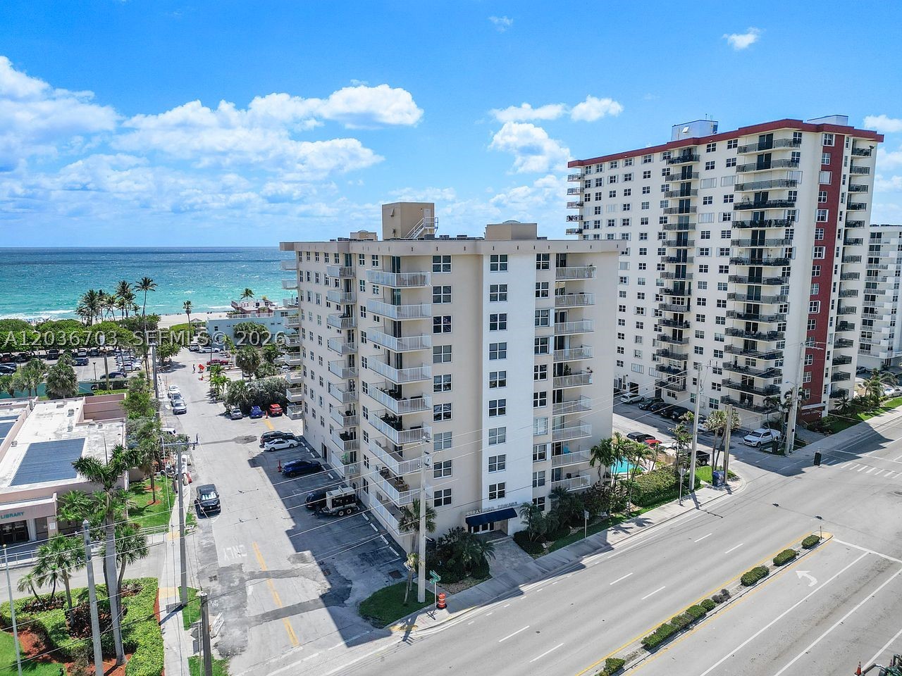 STRATFORD TOWERS CONDO - Residential