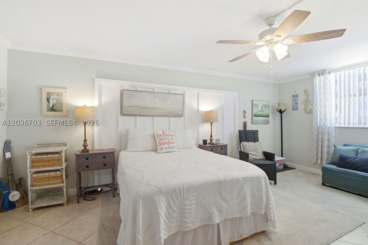 STRATFORD TOWERS CONDO - Residential