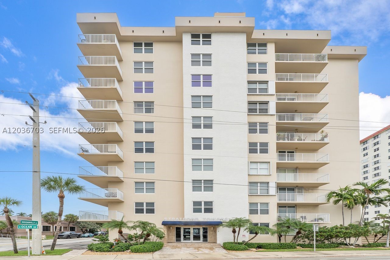 STRATFORD TOWERS CONDO - Residential