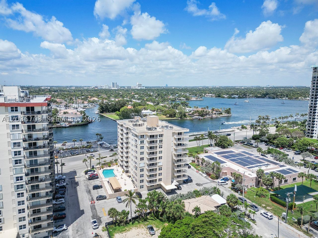 STRATFORD TOWERS CONDO - Residential