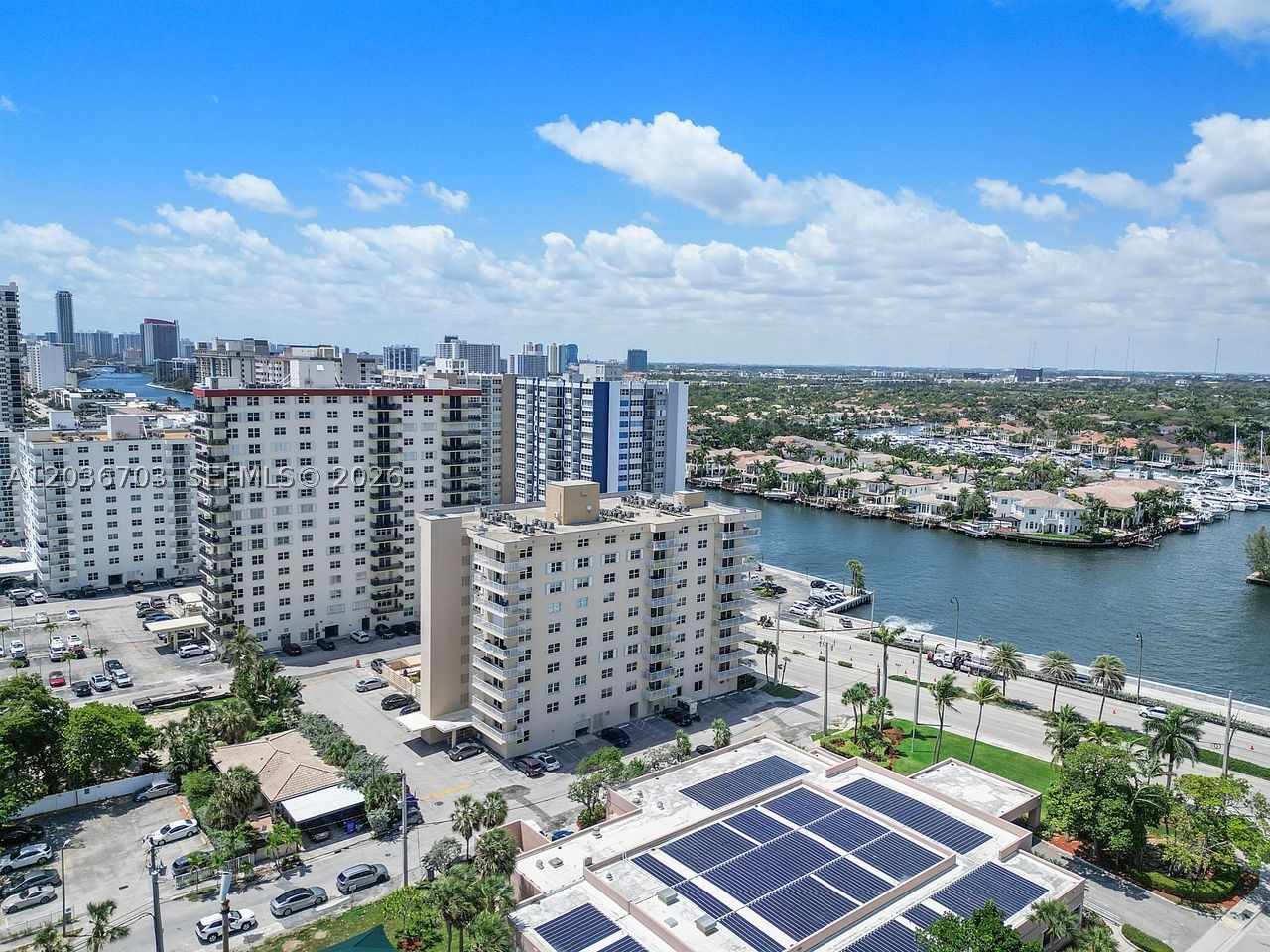 STRATFORD TOWERS CONDO - Residential
