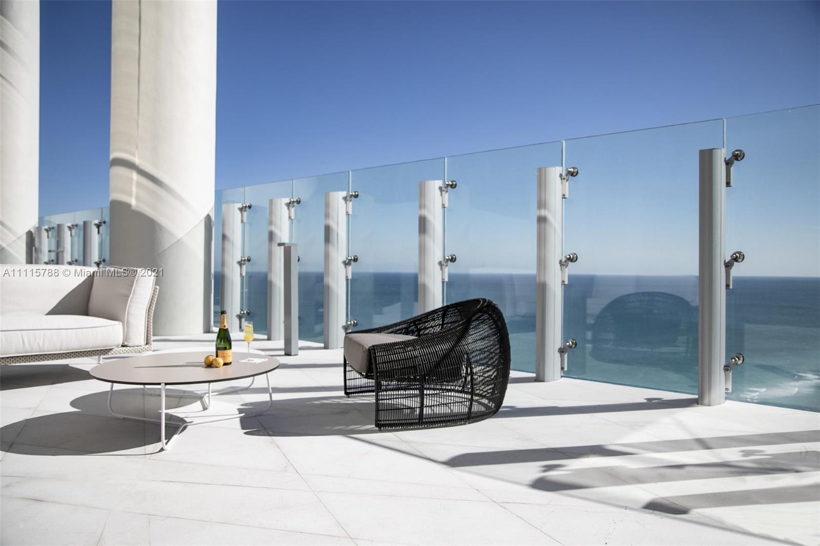 Turnberry Ocean Club - Residential