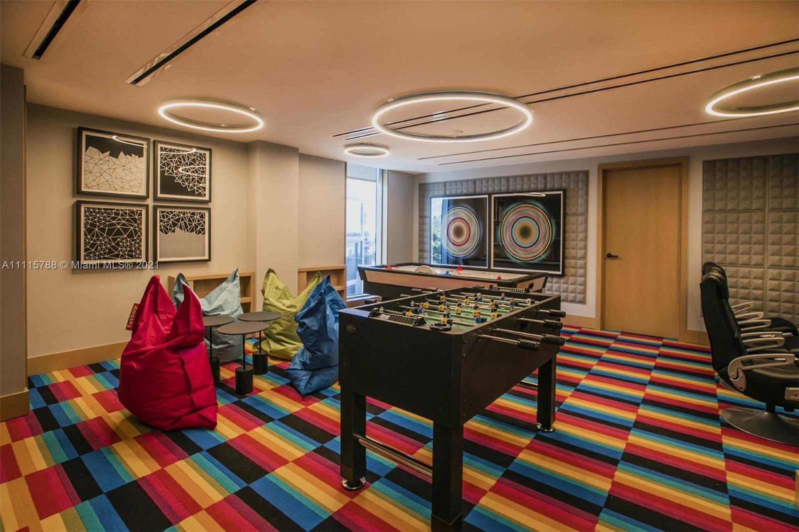 Turnberry Ocean Club - Residential