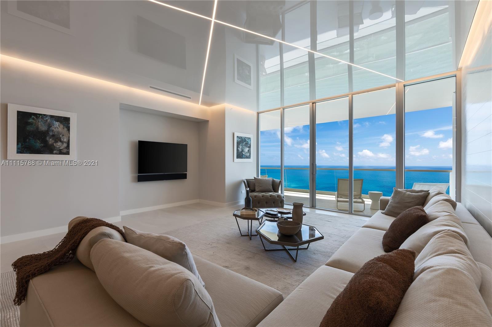 READY TO MOVE-IN.PRICE INCLUD BEACH CABANA #4.
FULLY FINISHED AND FURNISHED RECIDENCES WITH FLOW THRU PLAN, TWO BALCONIES WITH DIRECT OCEAN VIEW AND INTRACOASTAL, WITH SUMMER KITCHEN , 10’ CEILINGS, STONE KITCHEN COUNTERTOP, TOP OF THE LINE APPLIENCES GAGGENAU. TURNBERRY OCEAN CLUB OFFERS 70,000SQ OF LUXURY AMENITIES WITH WORLD CLASS SERVES: 3 STORY OF PRIVATE SKY CLUB WITH SENSET AND SUNRISE POOLS,PRIVATE DINING,SPA,BAR,DOG PARK