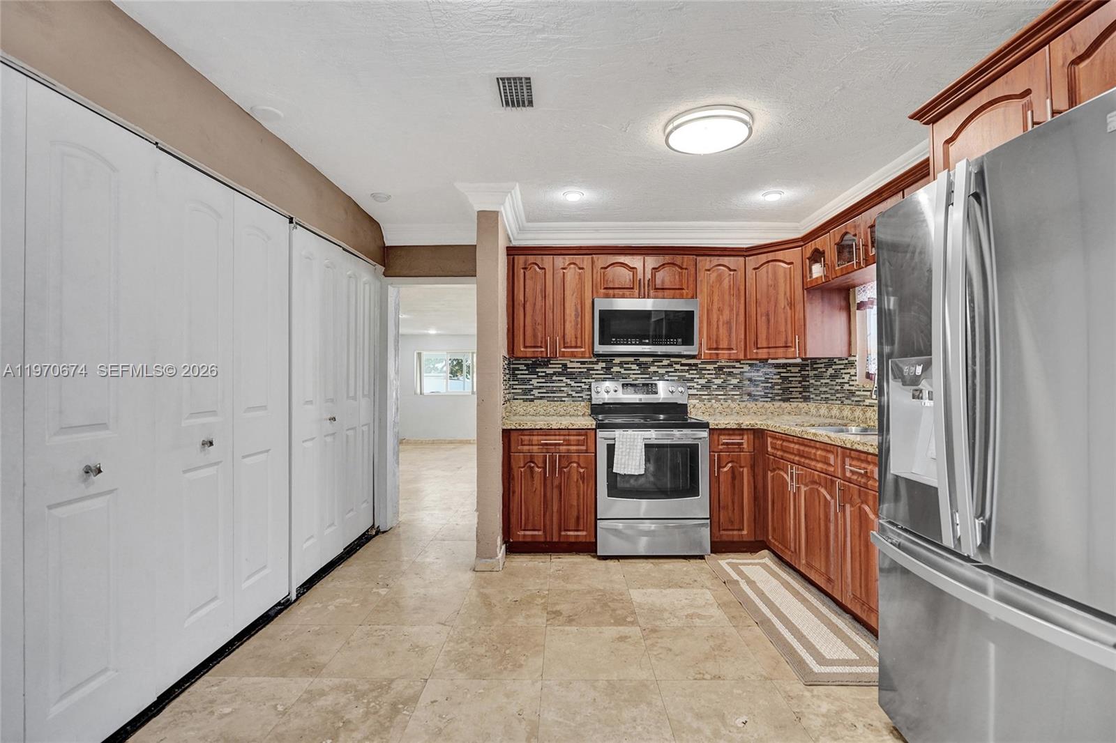 SUNNY ISLES INLAND - Residential