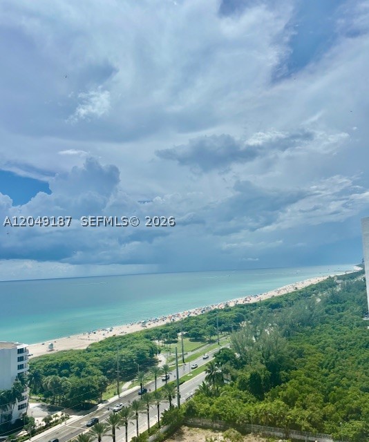 ARLEN HOUSE EAST CONDO - Residential