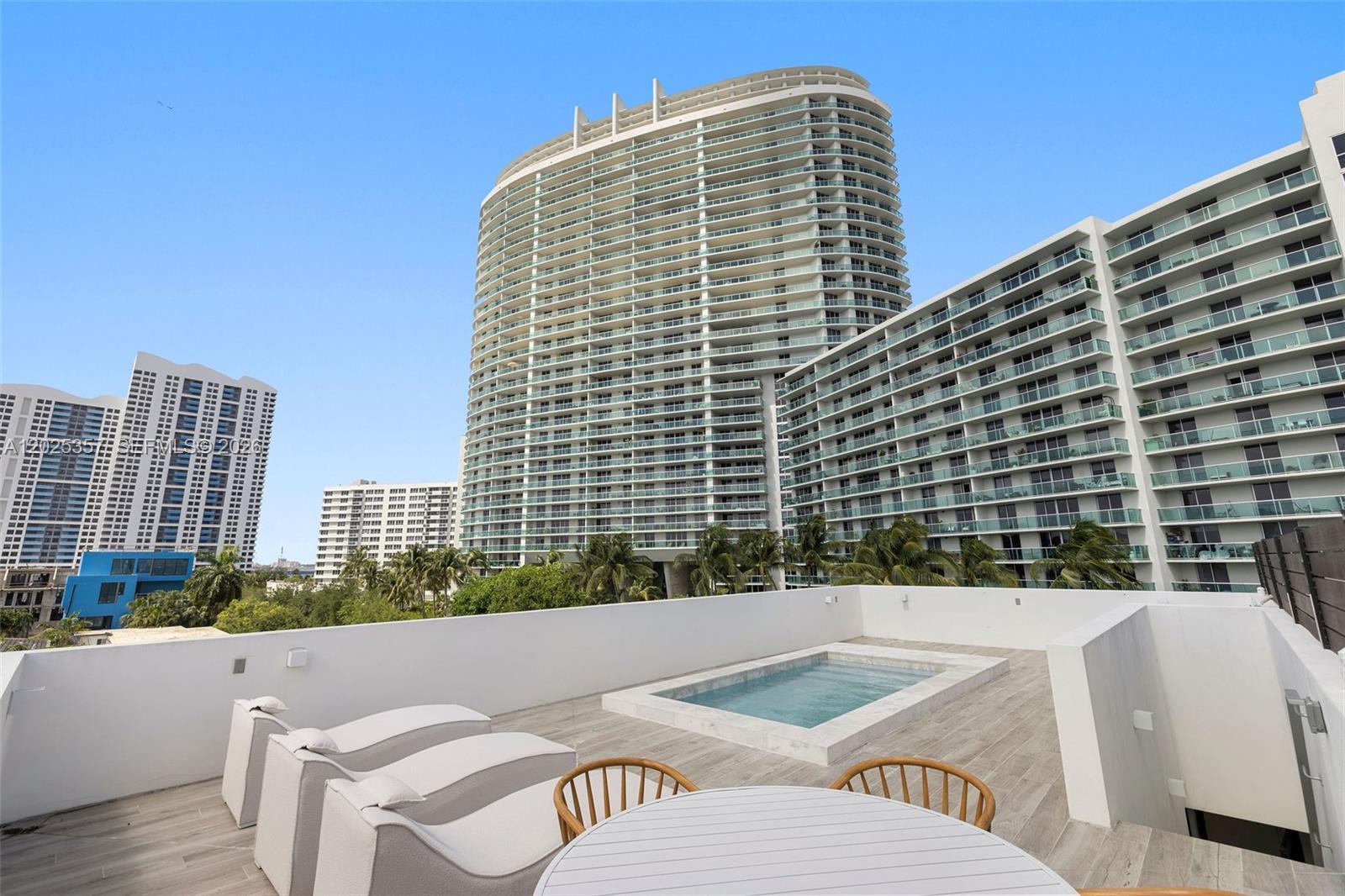 ALTON BEACH BAY FRONT RE- - Residential Lease