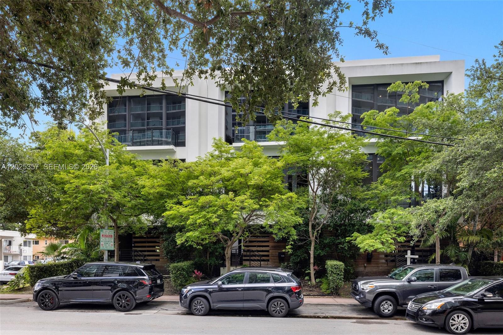ALTON BEACH BAY FRONT RE- - Residential Lease