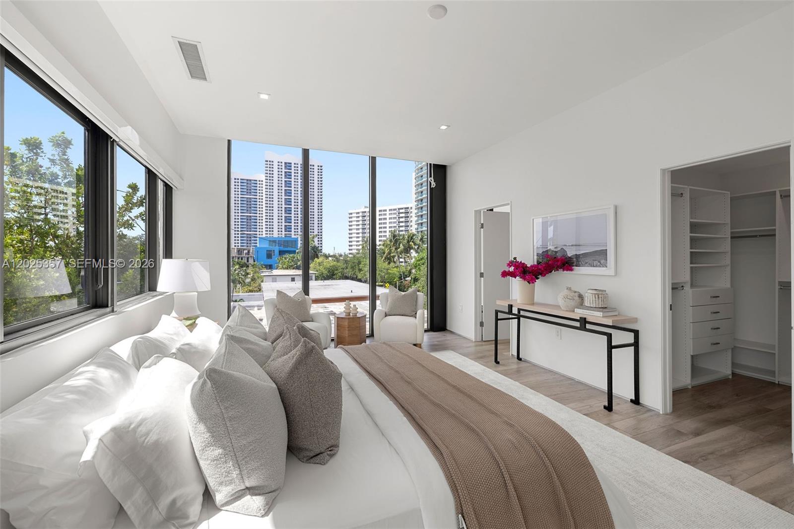 ALTON BEACH BAY FRONT RE- - Residential Lease