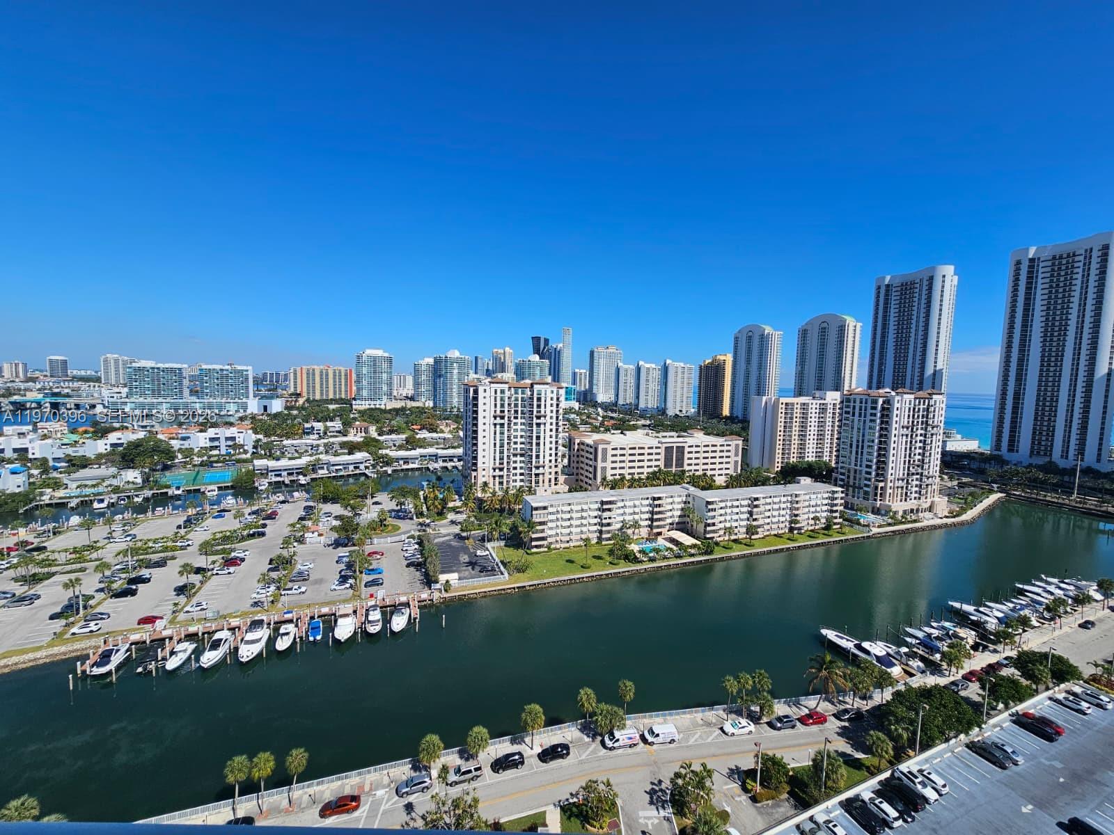 ARLEN HOUSE CONDO - Residential