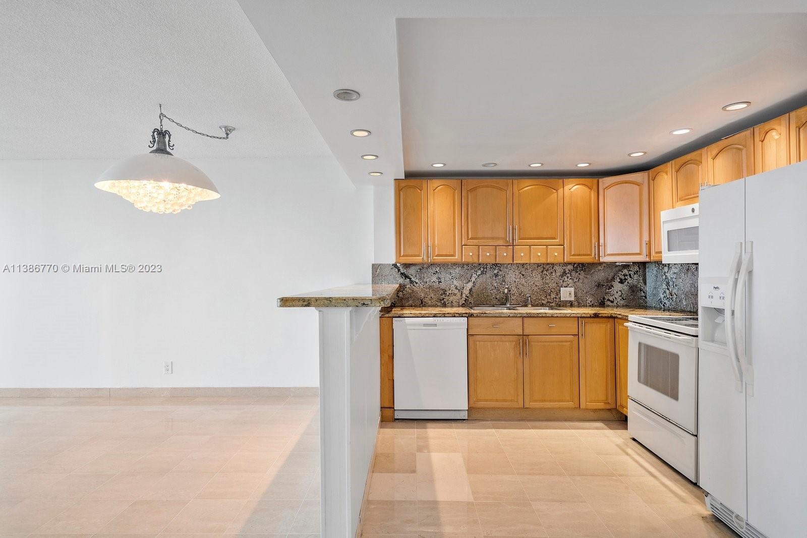 ARLEN HOUSE EAST CONDO - Residential Lease