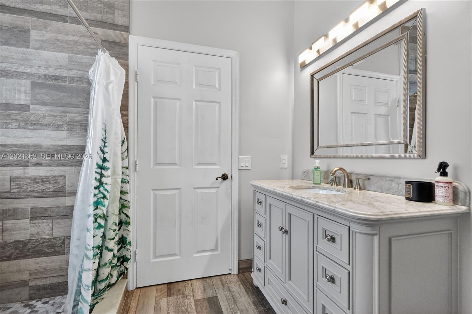 SEVILLA ESTATES - Residential