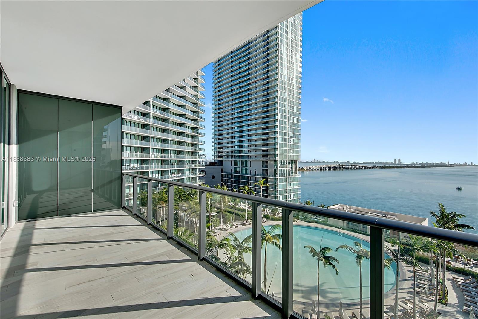 GRAN PARAISO CONDO - Residential