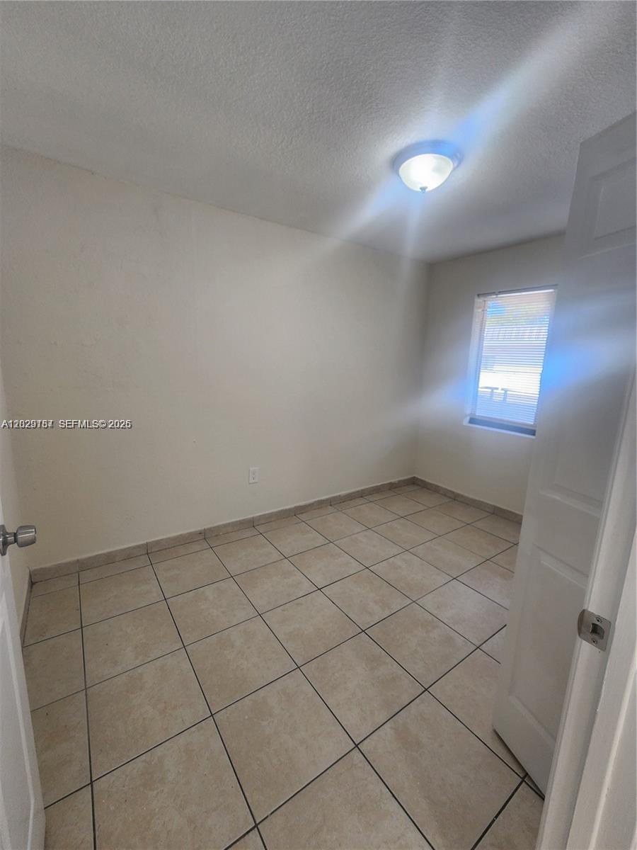 A A DOOLEY SUB - Residential Lease