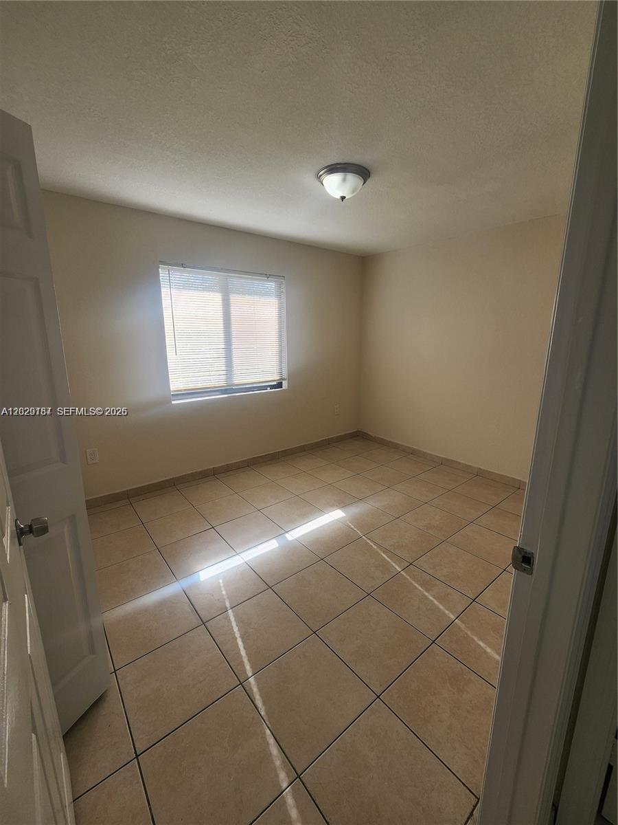 A A DOOLEY SUB - Residential Lease