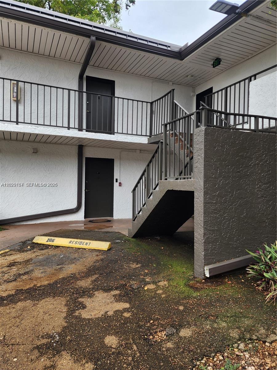 A A DOOLEY SUB - Residential Lease