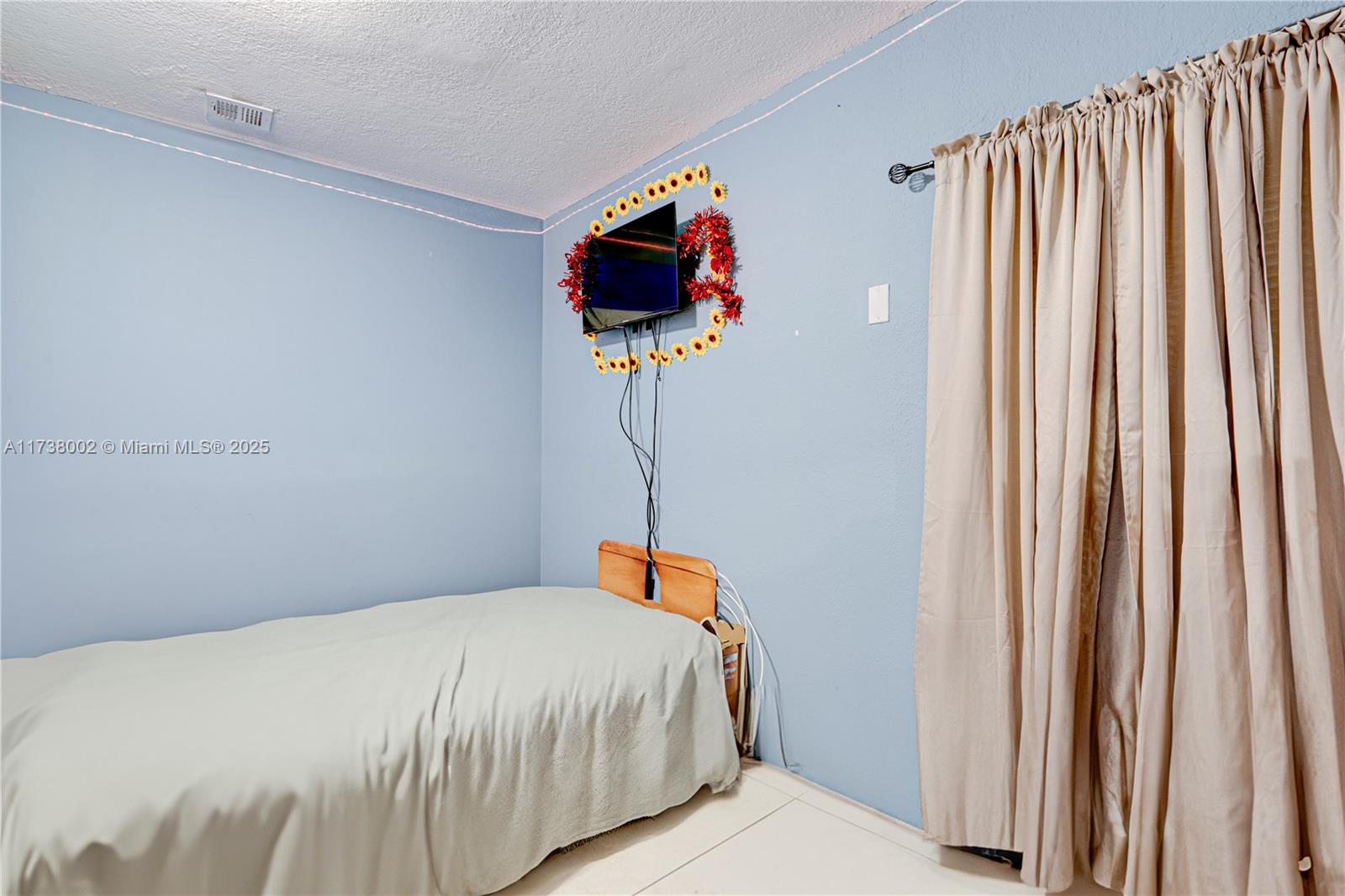 ROSEMONT PARK - Residential Income