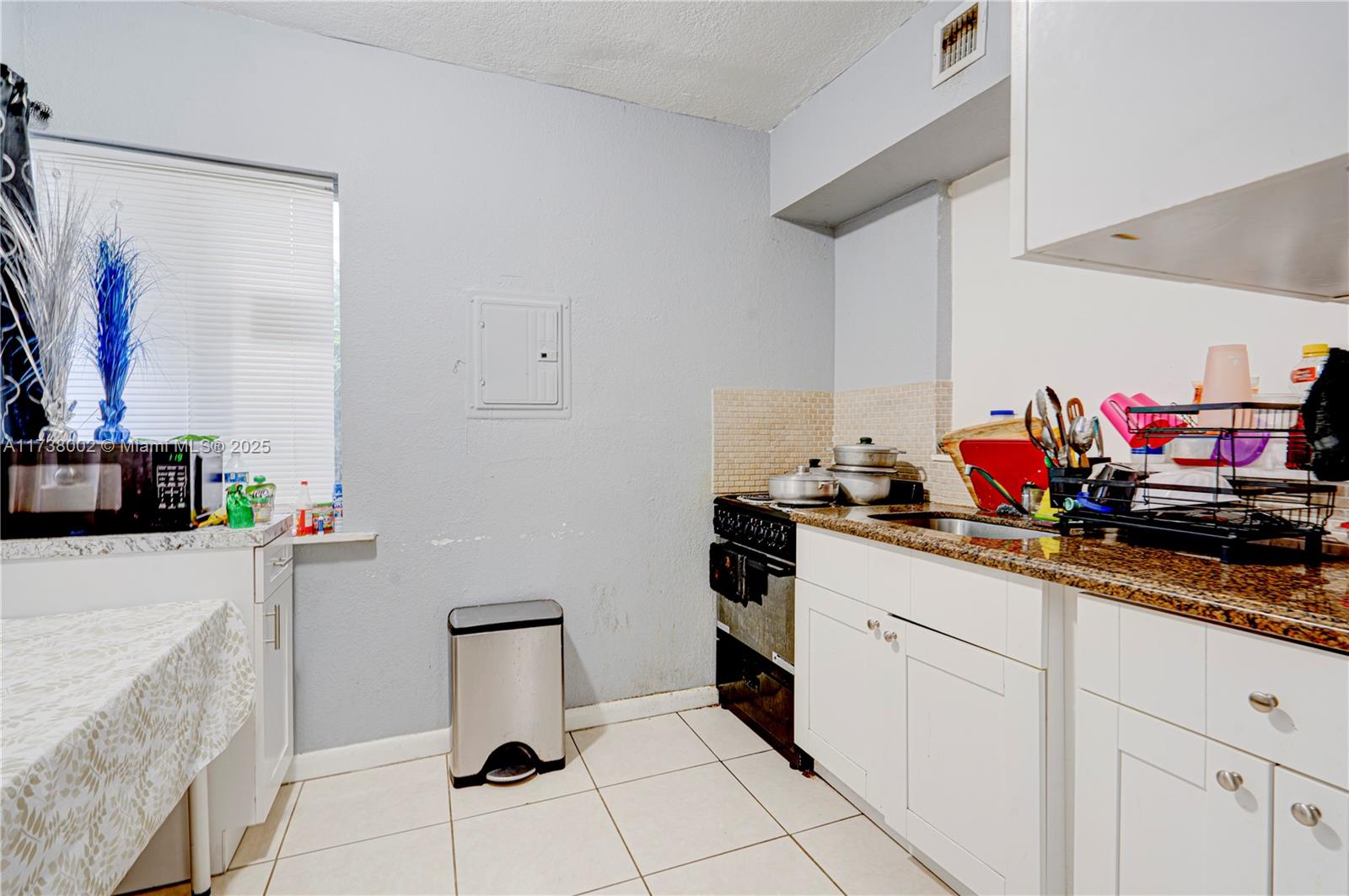 ROSEMONT PARK - Residential Income
