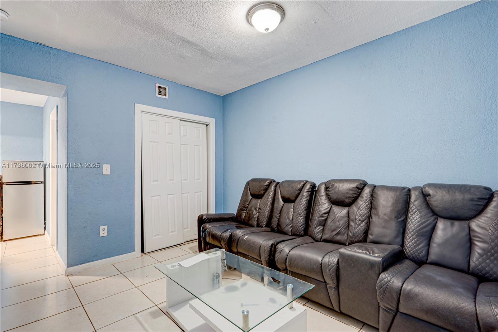 ROSEMONT PARK - Residential Income