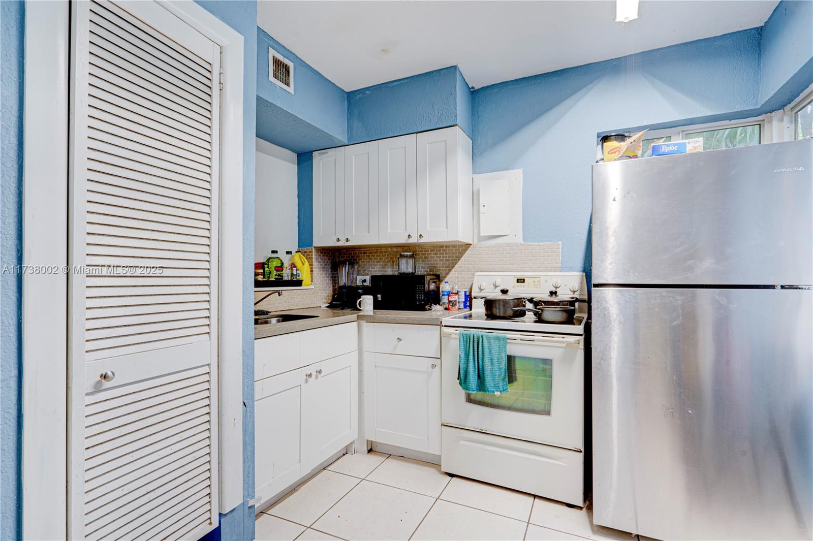 ROSEMONT PARK - Residential Income