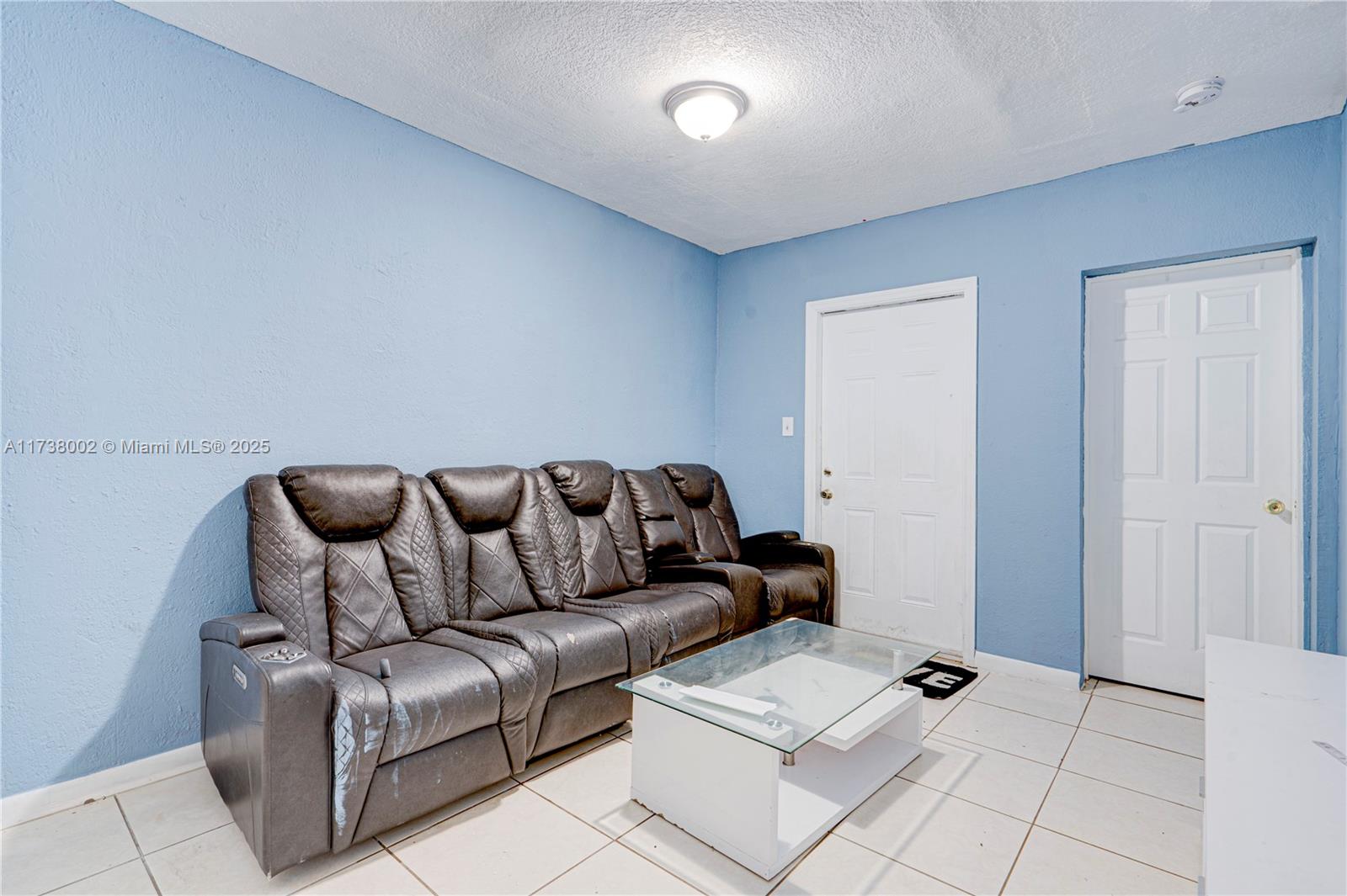 ROSEMONT PARK - Residential Income