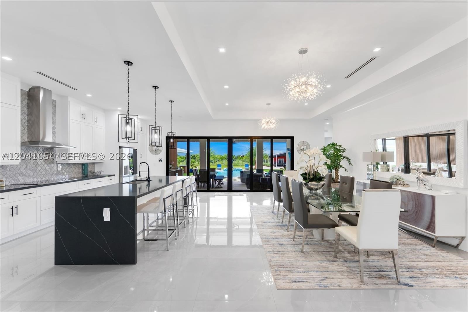 BONITA GROVE - Residential