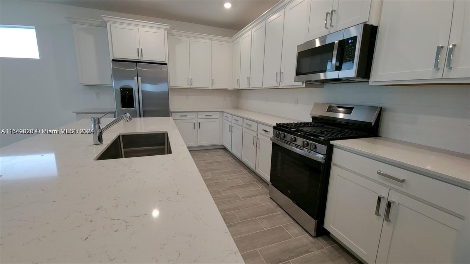 ARDEN PUD - Residential Lease