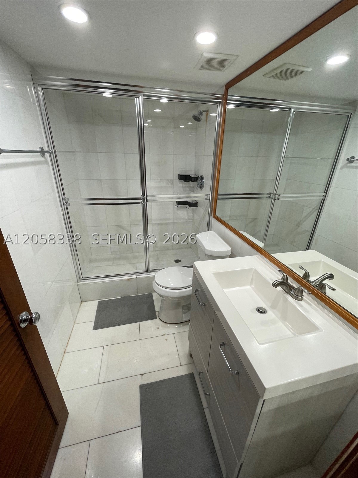 VENETIA CONDO - Residential