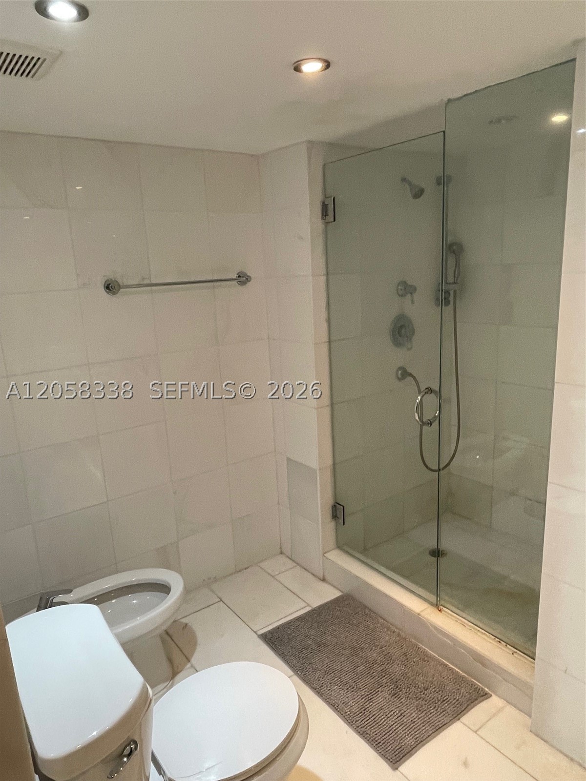 VENETIA CONDO - Residential