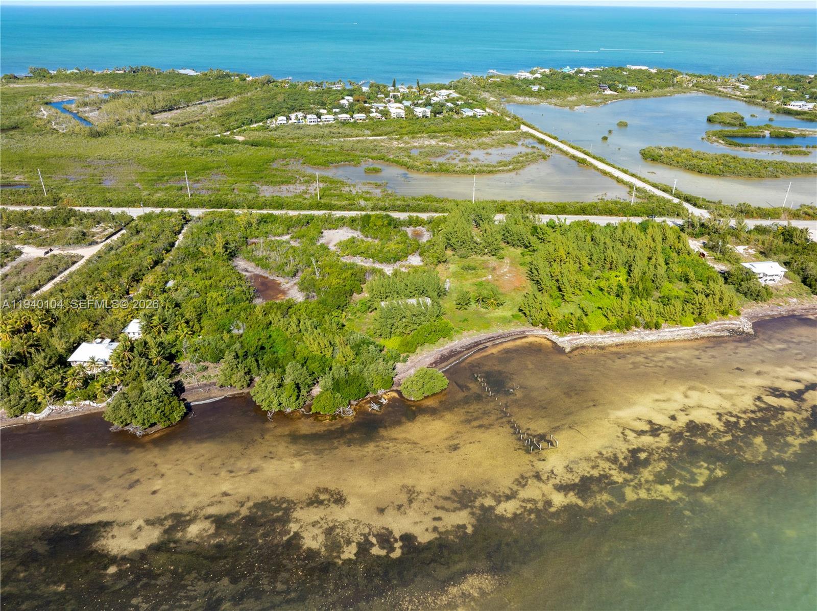 CRAINS SUBD - Land