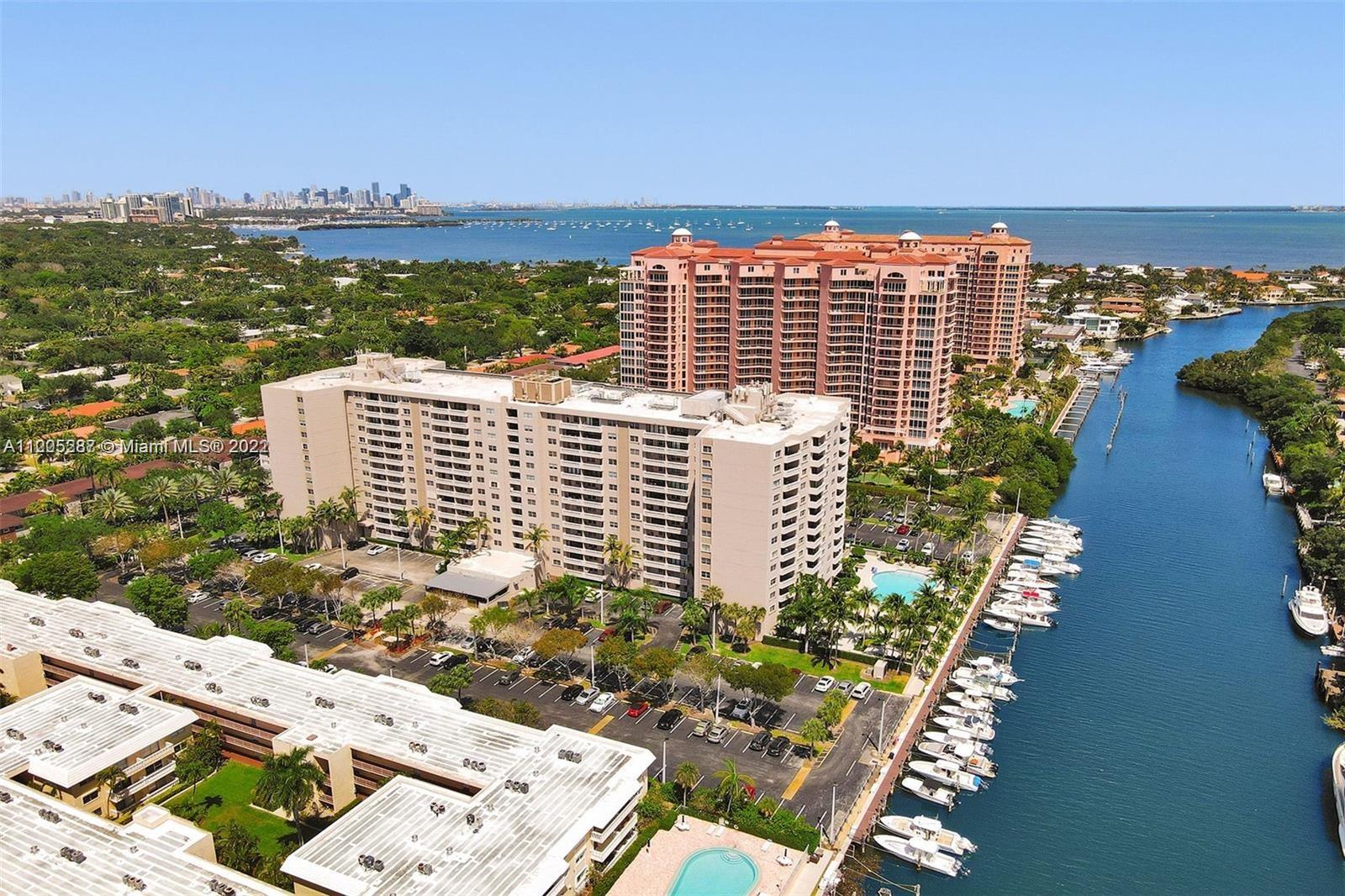 GABLES WATERWAY TOWERS CO - Residential Lease