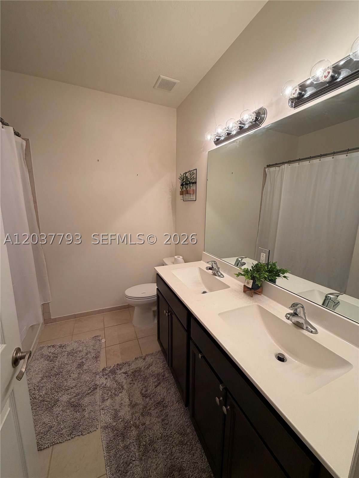 AQUABELLA SECTION ONE - Residential Lease