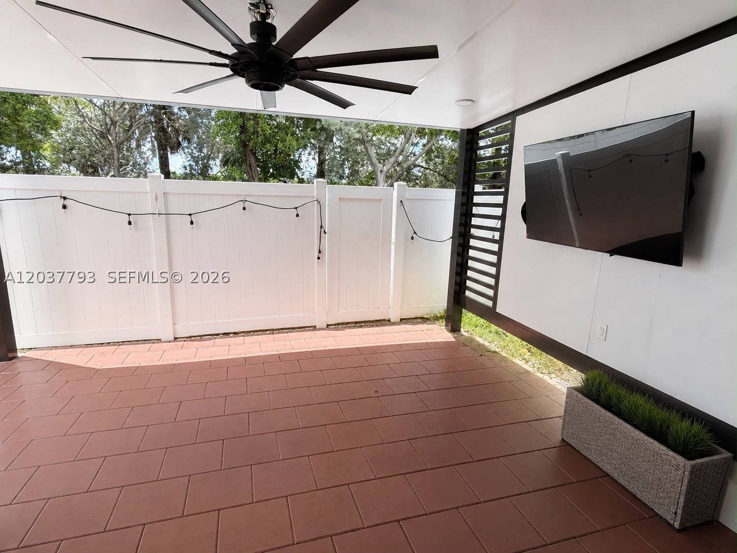AQUABELLA SECTION ONE - Residential Lease
