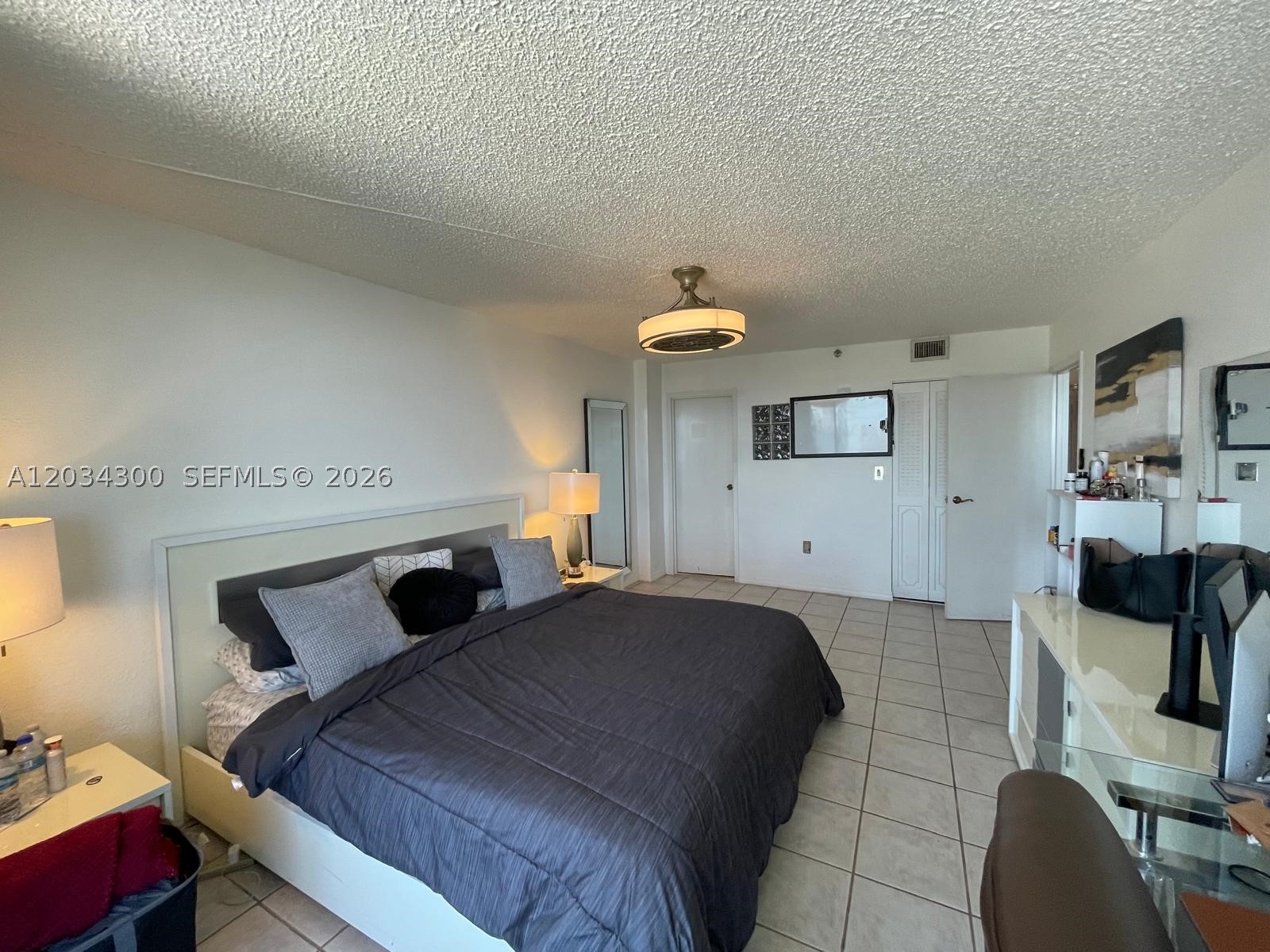 VENETIA CONDO - Residential Lease