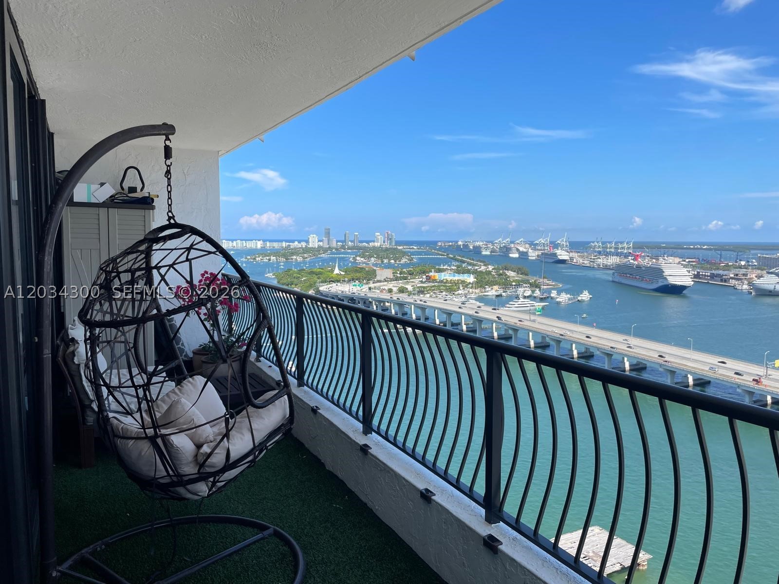 VENETIA CONDO - Residential Lease