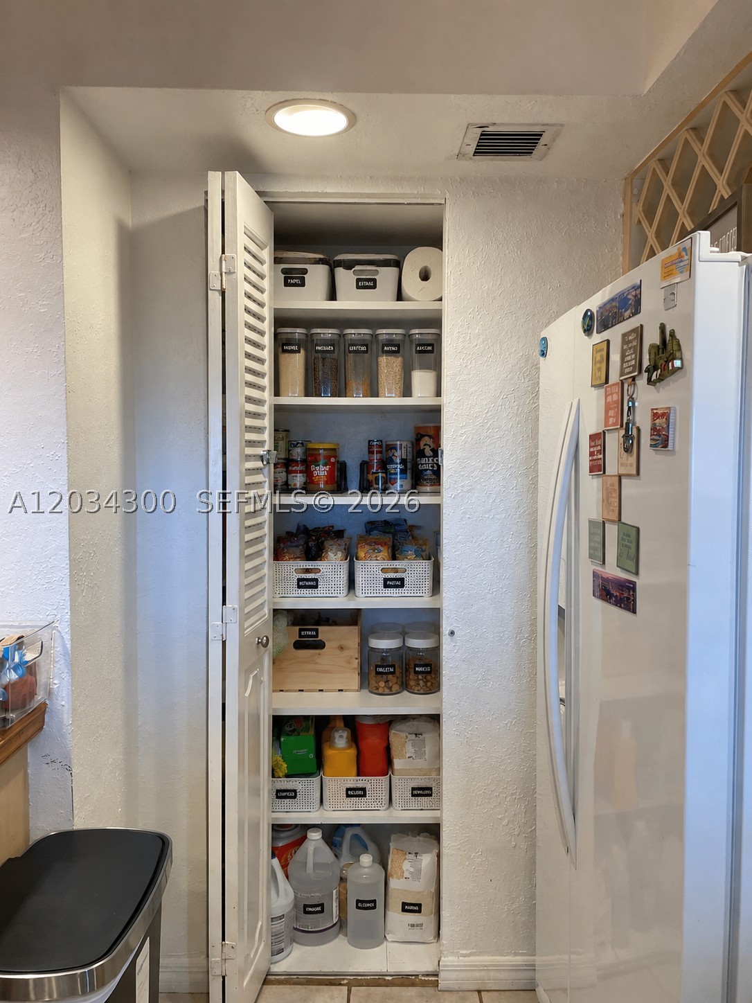 VENETIA CONDO - Residential Lease