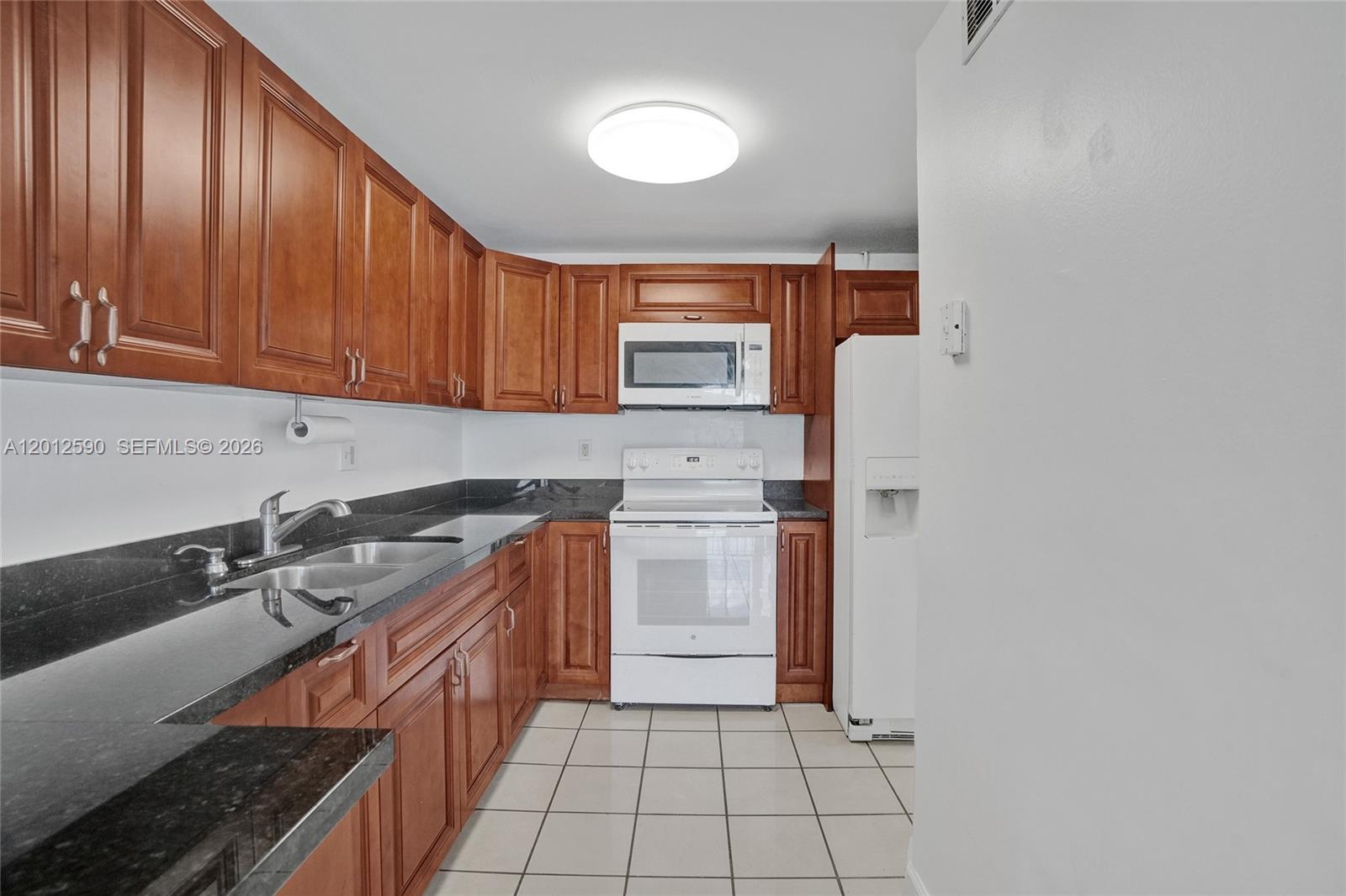 CYPRESS CLUB OF KENDALE C - Residential