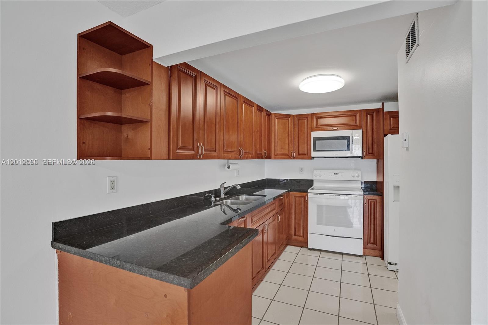 CYPRESS CLUB OF KENDALE C - Residential