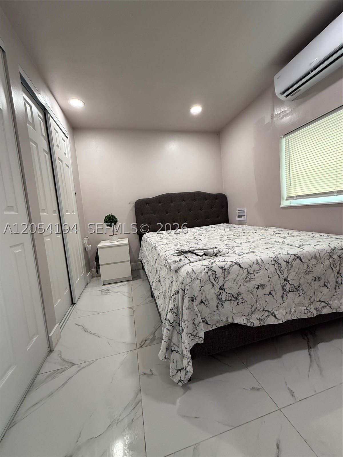 SHORECREST - Residential