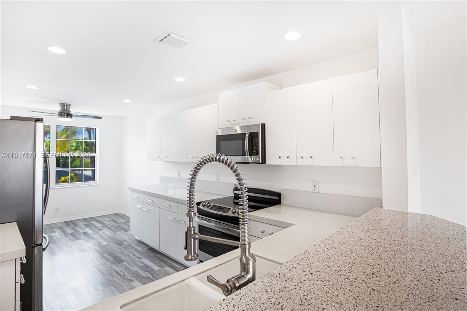 OCEAN VUE - Residential