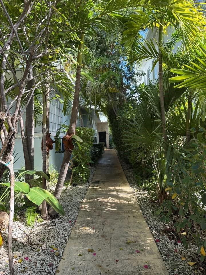 JEFFERSON HEIGHTS CONDOMI - Residential Lease
