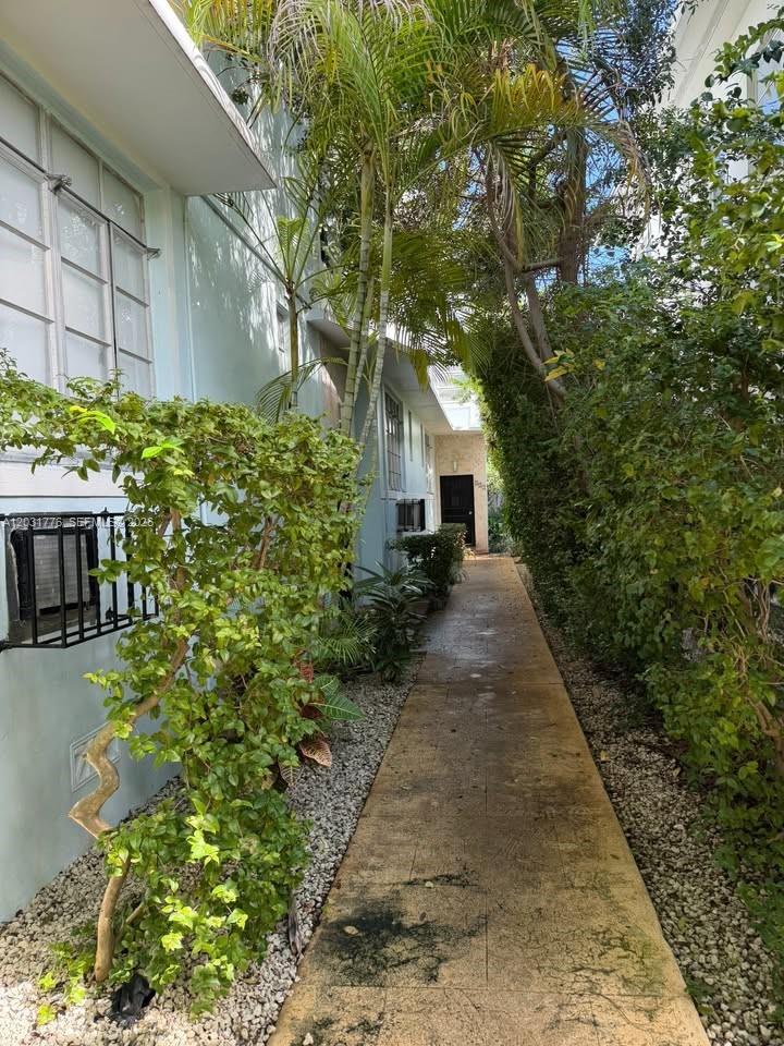 JEFFERSON HEIGHTS CONDOMI - Residential Lease