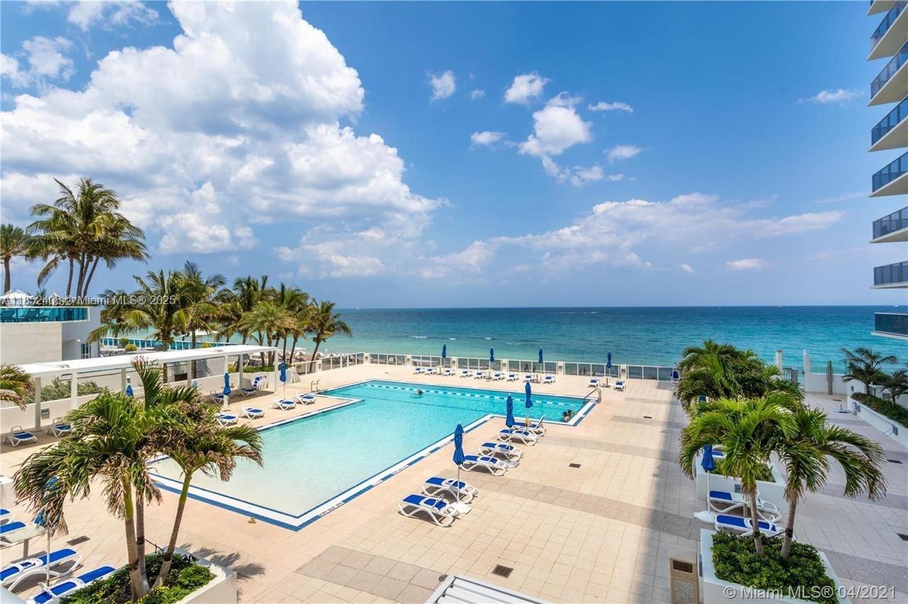 Aquarius Condo - Residential