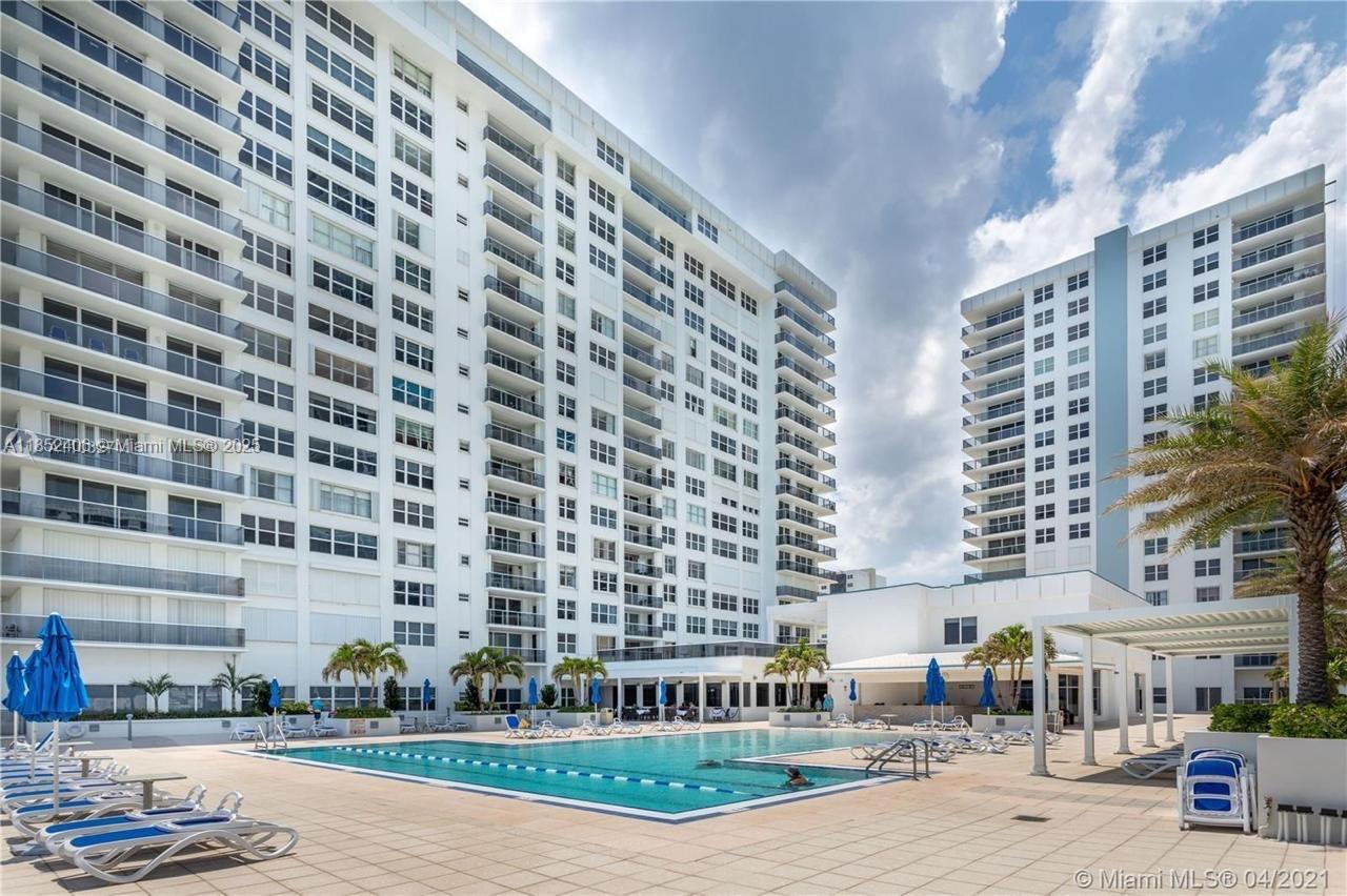Aquarius Condo - Residential