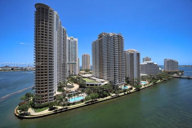 ICON BRICKELL CONDO NO 3 - Residential