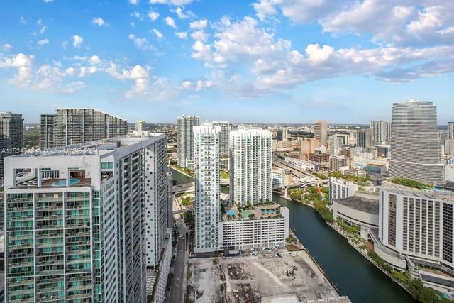 ICON BRICKELL CONDO NO 3 - Residential